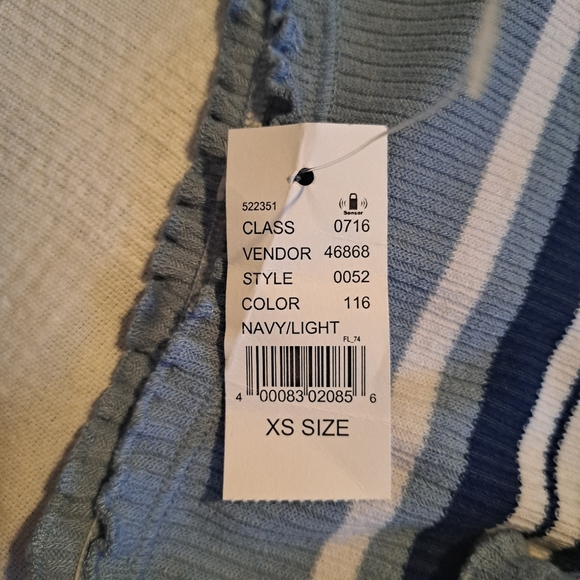 Pacsun Me to We women's size XS ribbed stripe long sleeve top, blue & white New - Picture 6 of 6